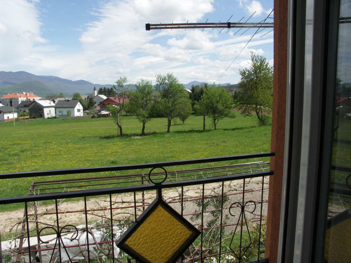 Apartments Zegarac House Korenica Esterno foto
