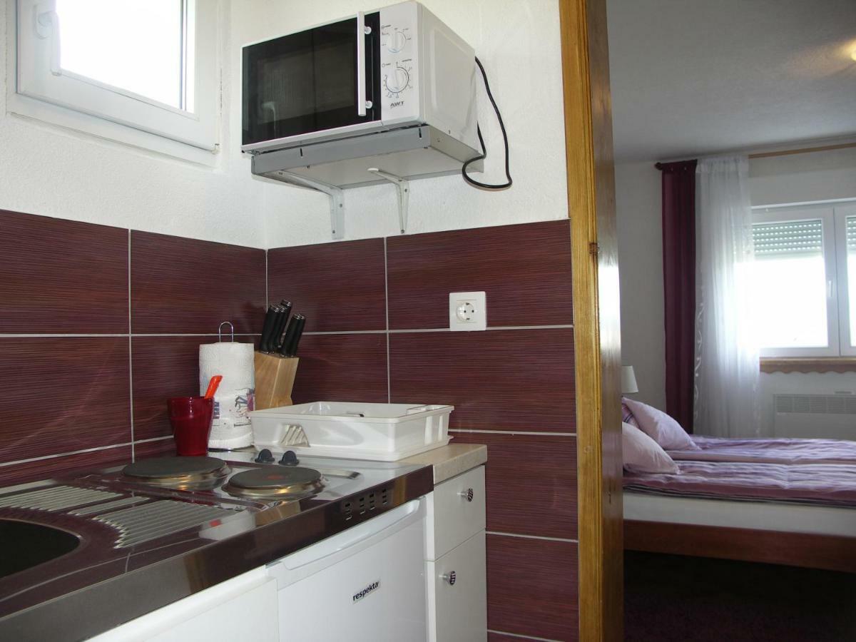 Apartments Zegarac House Korenica Esterno foto